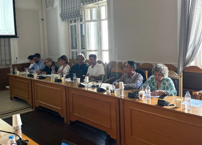 20251029_epitropi_perivallontos (3)